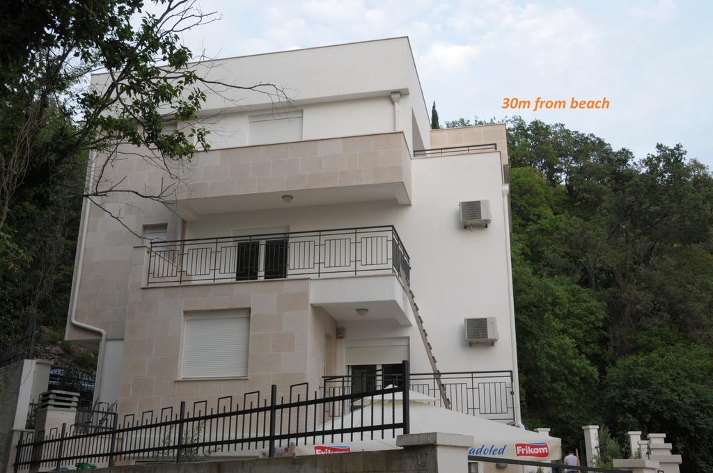 Apartments Villa Simonovic Petrovac Exterior foto