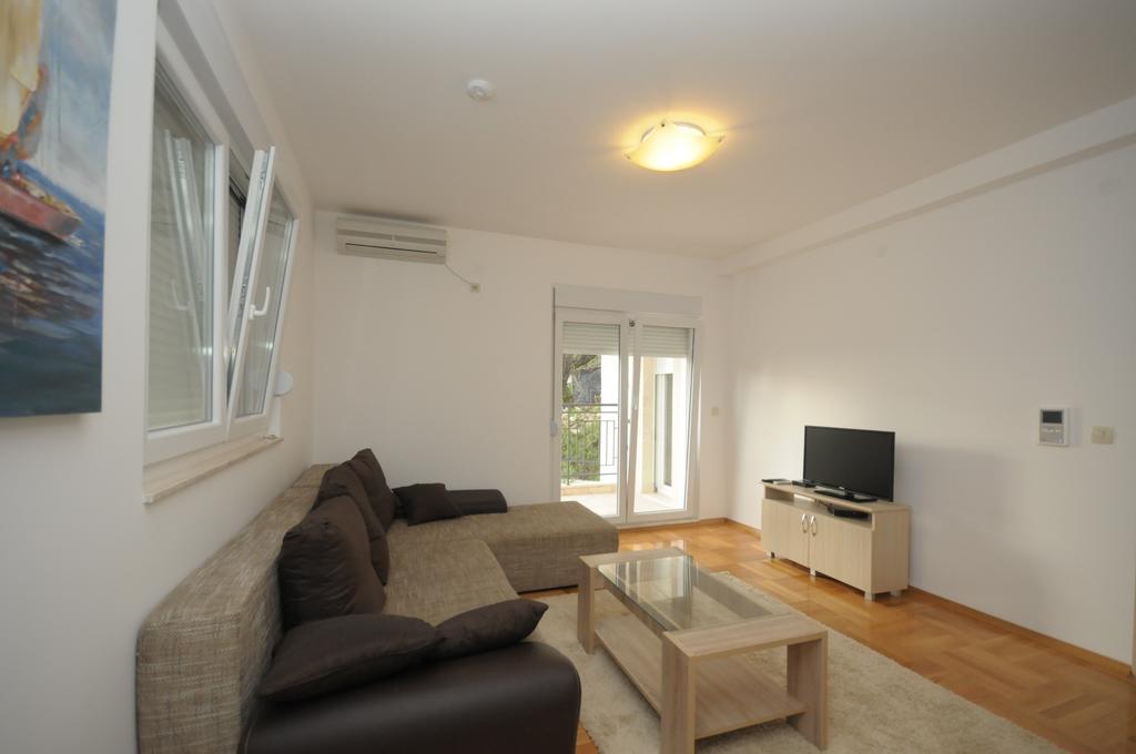Apartments Villa Simonovic Petrovac Exterior foto