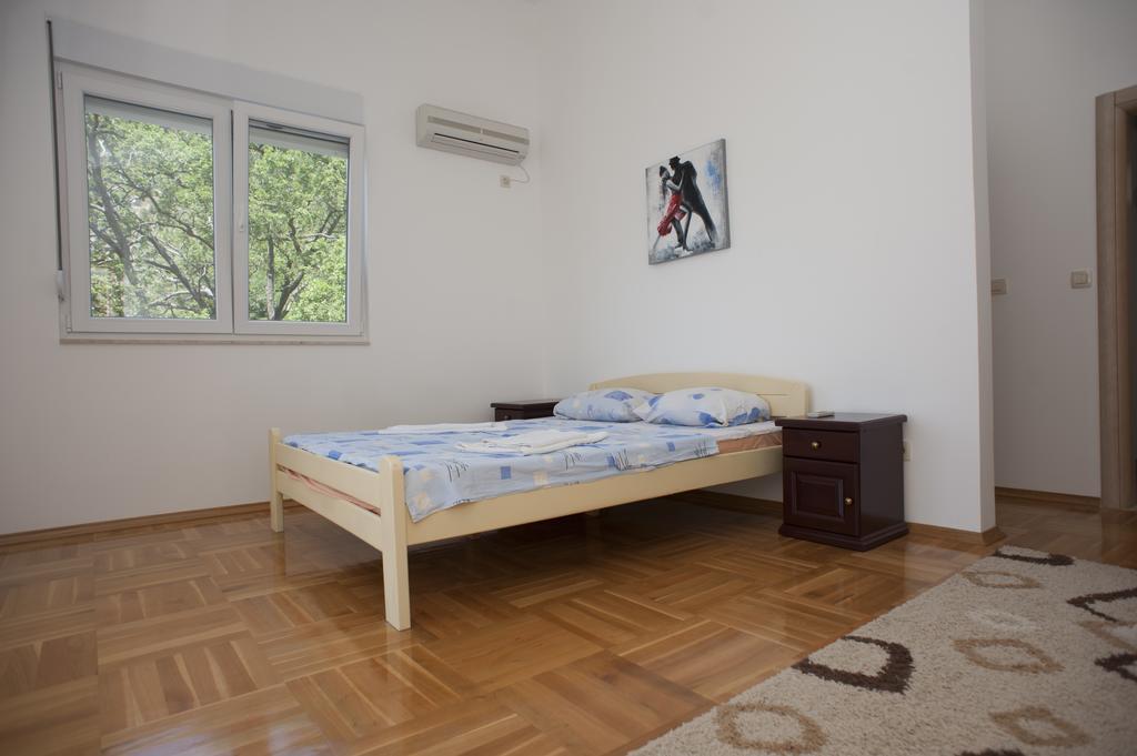 Apartments Villa Simonovic Petrovac Exterior foto