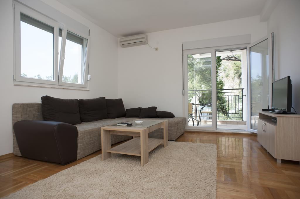 Apartments Villa Simonovic Petrovac Exterior foto