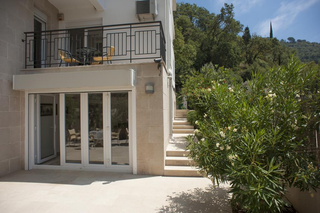 Apartments Villa Simonovic Petrovac Exterior foto